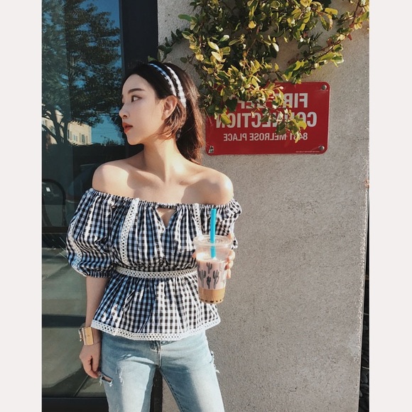 Plaid Off Shouder Crop Top - Picture 1 of 4